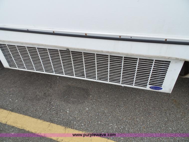 image for item J4037 2010 Ford E450 Super Duty shuttle bus