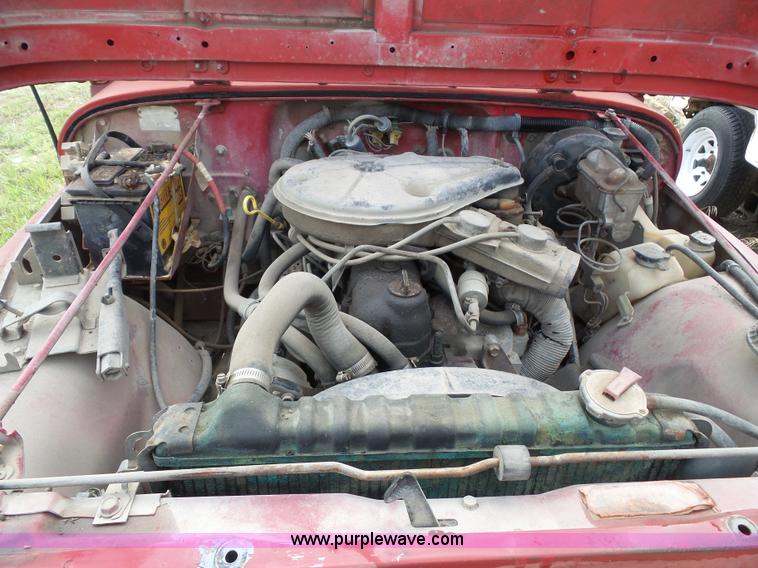 image for item J4040 1987 Jeep Wrangler SUV