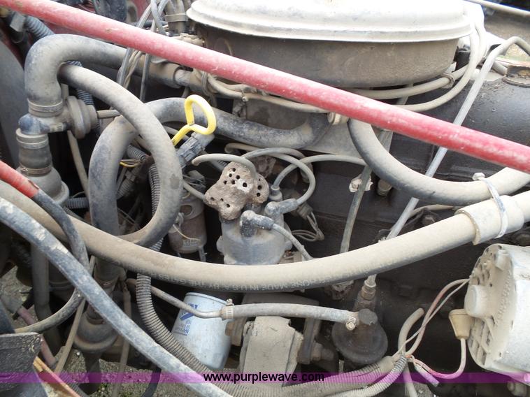 image for item J4040 1987 Jeep Wrangler SUV