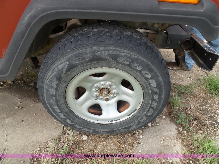 image for item J4040 1987 Jeep Wrangler SUV