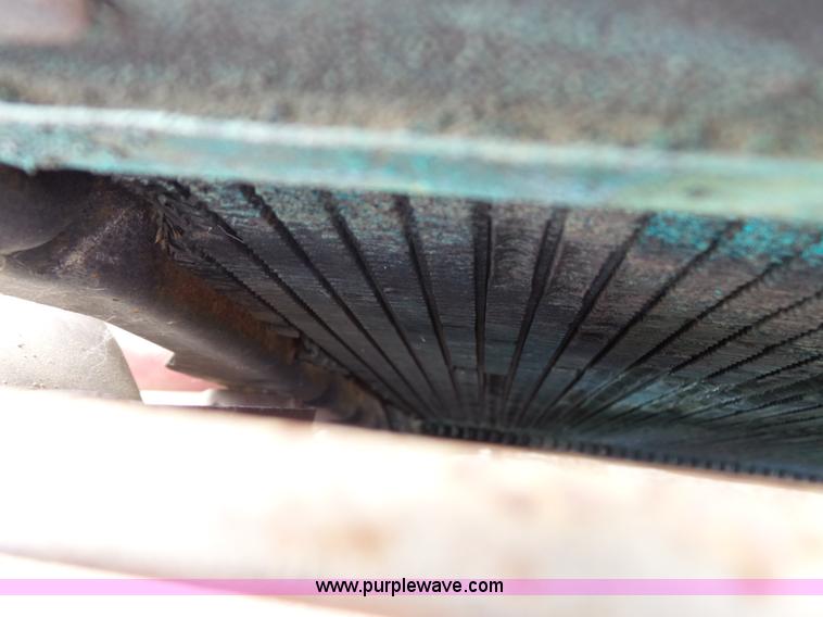 image for item J4040 1987 Jeep Wrangler SUV