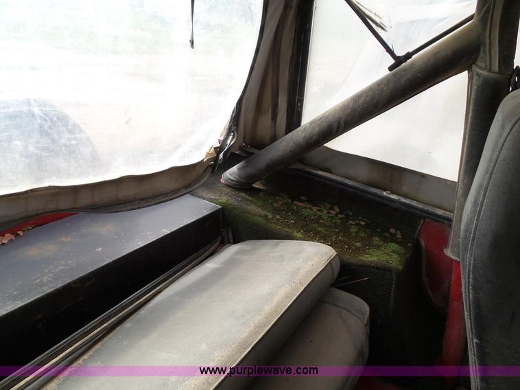 image for item J4040 1987 Jeep Wrangler SUV