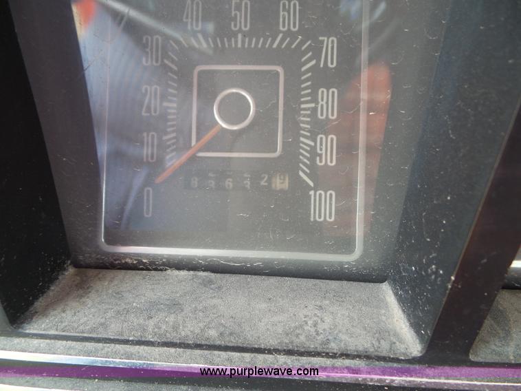 image for item J4042 1975 Ford F150 Custom pickup truck