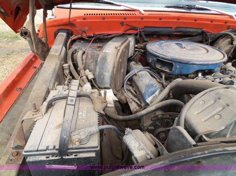 image for item J4042 1975 Ford F150 Custom pickup truck