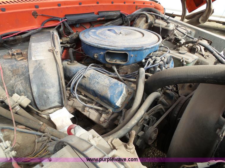 image for item J4042 1975 Ford F150 Custom pickup truck