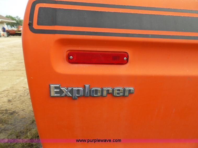 image for item J4042 1975 Ford F150 Custom pickup truck