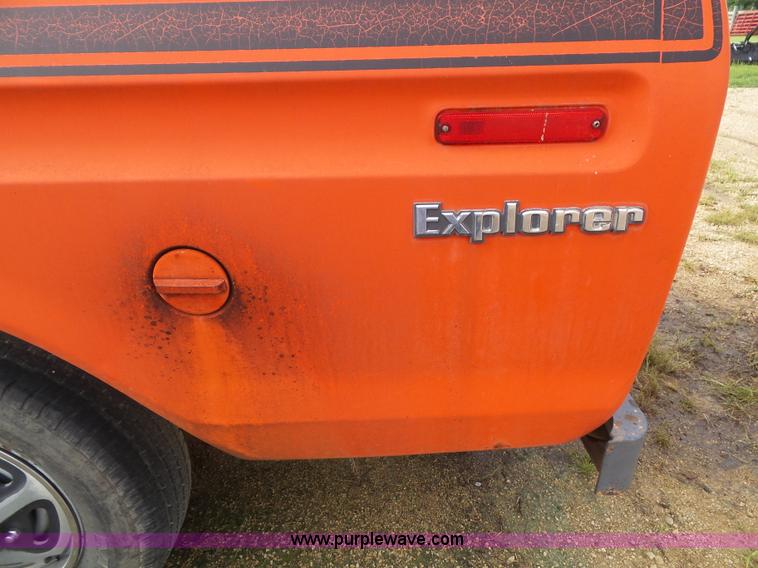 image for item J4042 1975 Ford F150 Custom pickup truck