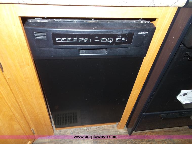 image for item J4833 2013 Monte Carlo Platinum Edition camper