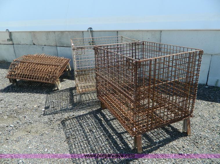 (3) collapsible wire storage crates in Harlan, KS Item J8832 sold