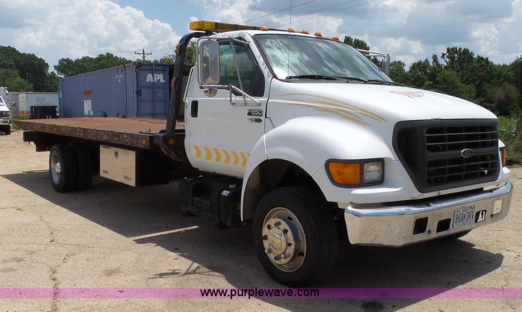 image for item K1184 2001 Ford F650 rollback truck