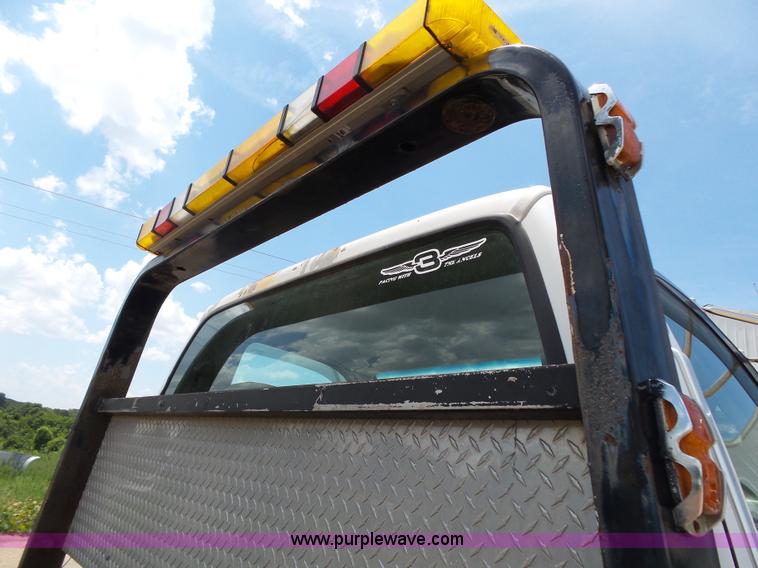 image for item K1184 2001 Ford F650 rollback truck