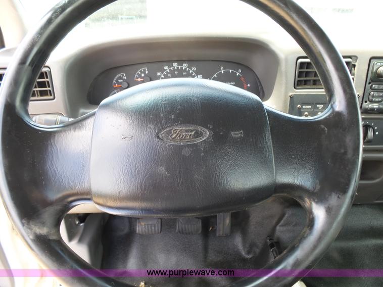 image for item K1184 2001 Ford F650 rollback truck