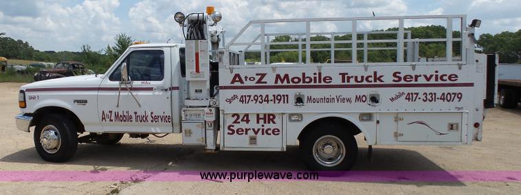 image for item K1185 1997 Ford F450 Super Duty service truck with crane