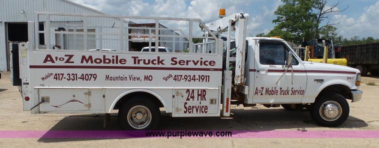 image for item K1185 1997 Ford F450 Super Duty service truck with crane