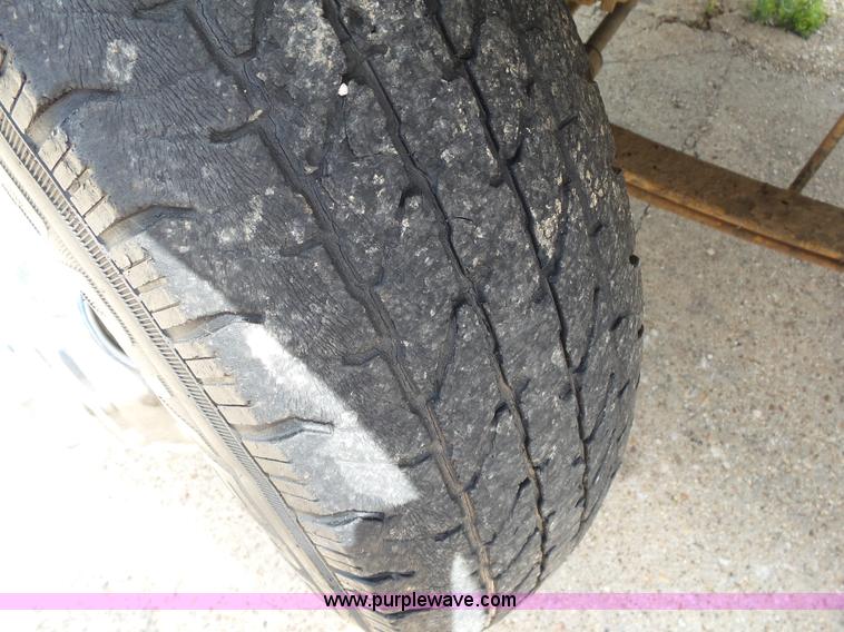 image for item K1185 1997 Ford F450 Super Duty service truck with crane