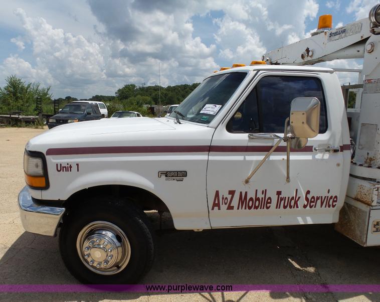image for item K1185 1997 Ford F450 Super Duty service truck with crane