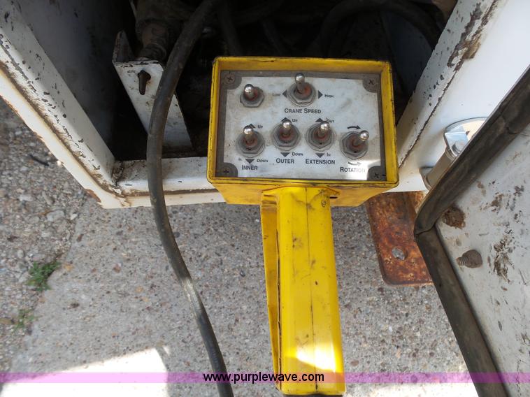 image for item K1185 1997 Ford F450 Super Duty service truck with crane