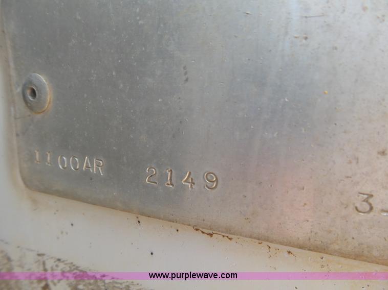 image for item K1185 1997 Ford F450 Super Duty service truck with crane