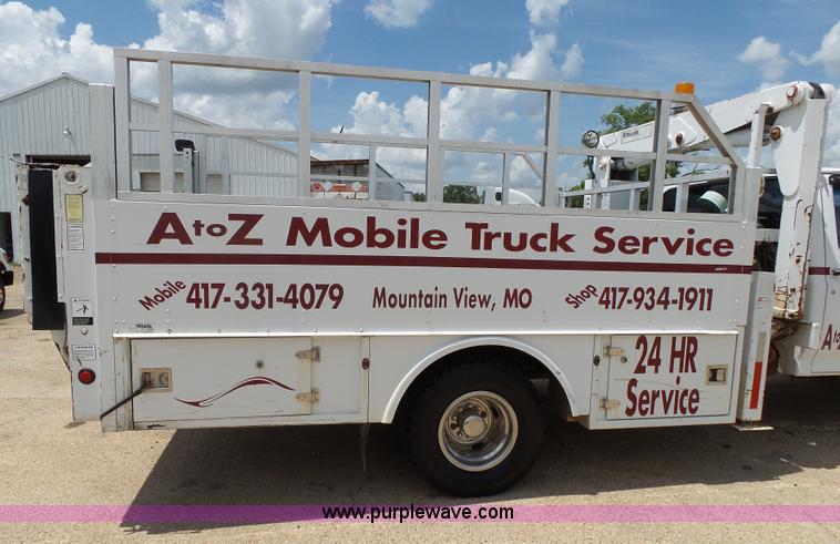 image for item K1185 1997 Ford F450 Super Duty service truck with crane