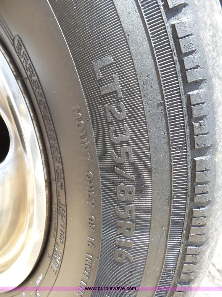 image for item K1185 1997 Ford F450 Super Duty service truck with crane