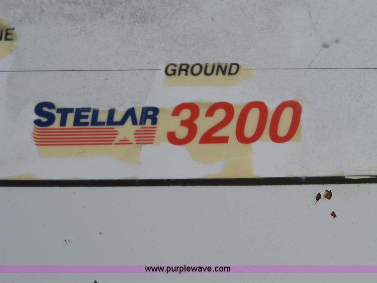 image for item K1185 1997 Ford F450 Super Duty service truck with crane