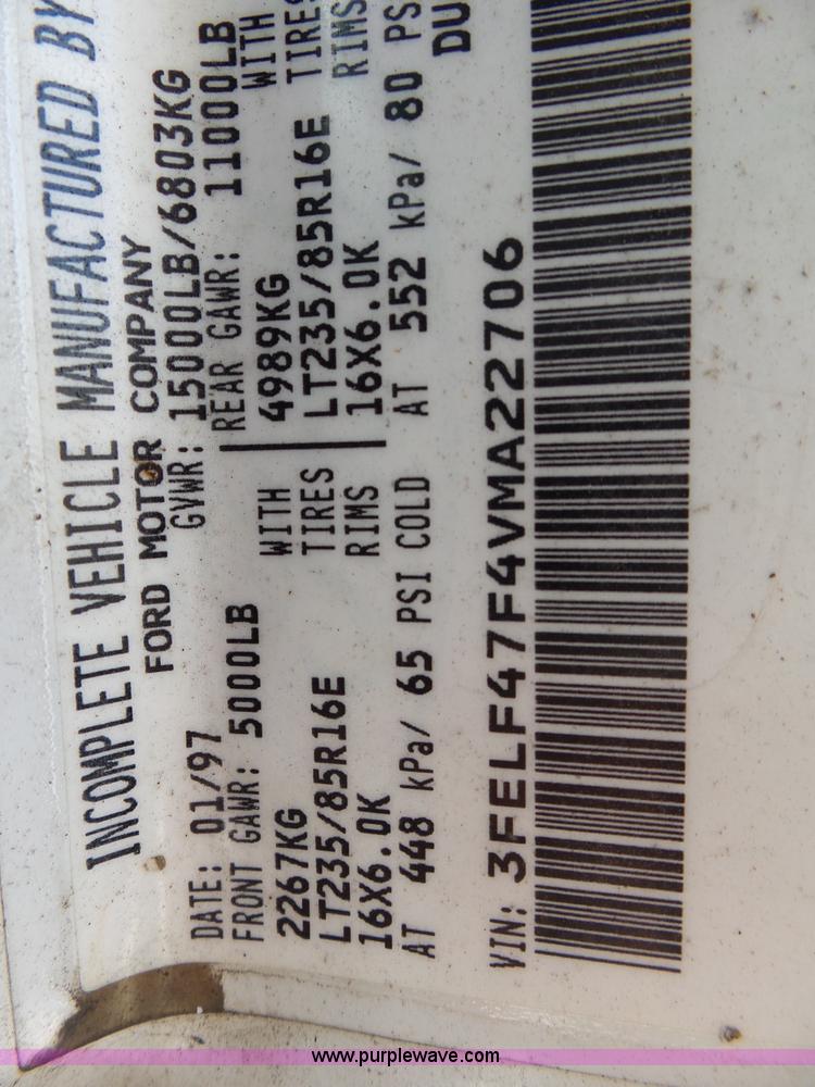 image for item K1185 1997 Ford F450 Super Duty service truck with crane