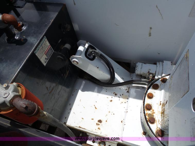 image for item K1185 1997 Ford F450 Super Duty service truck with crane