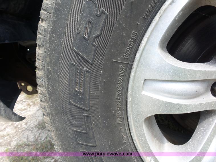 image for item K1703 1998 Isuzu Rodeo