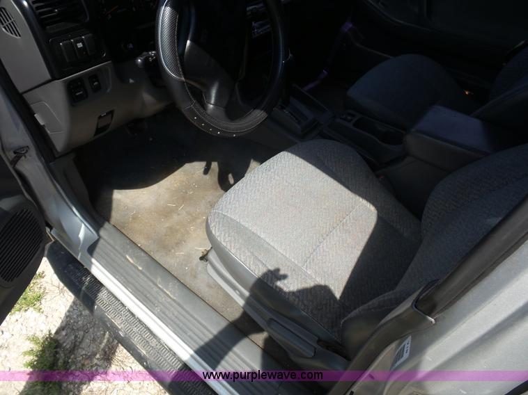 image for item K1703 1998 Isuzu Rodeo