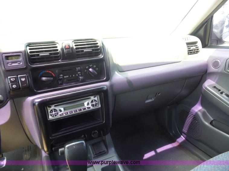 image for item K1703 1998 Isuzu Rodeo