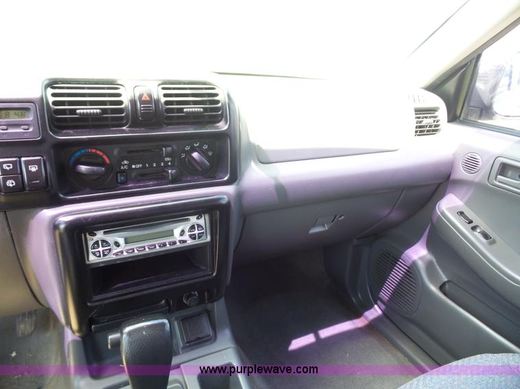 image for item K1703 1998 Isuzu Rodeo