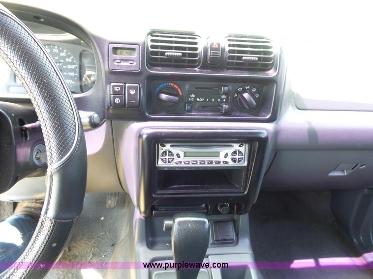 image for item K1703 1998 Isuzu Rodeo