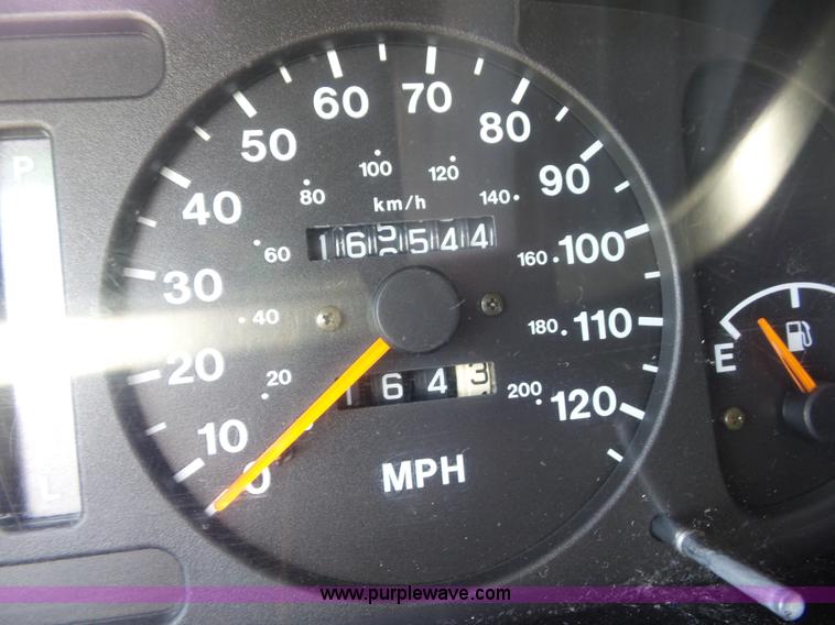 image for item K1703 1998 Isuzu Rodeo