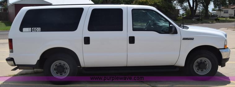 image for item K2930 2003 Ford Excursion SUV