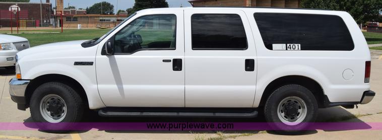 image for item K2930 2003 Ford Excursion SUV
