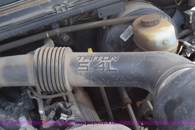 image for item K2930 2003 Ford Excursion SUV