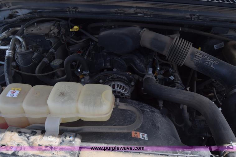 image for item K2930 2003 Ford Excursion SUV