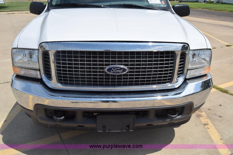 image for item K2930 2003 Ford Excursion SUV