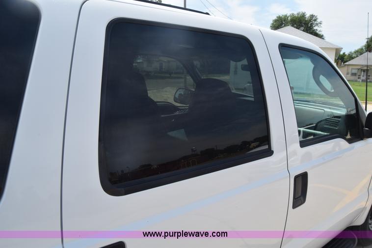 image for item K2930 2003 Ford Excursion SUV