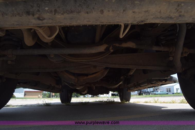 image for item K2930 2003 Ford Excursion SUV