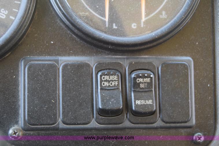 image for item K2972 2009 Blue Bird school bus