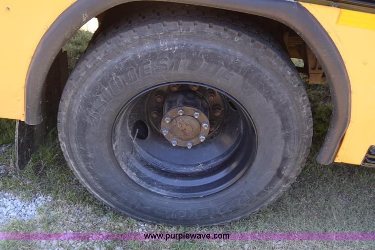 image for item K2972 2009 Blue Bird school bus