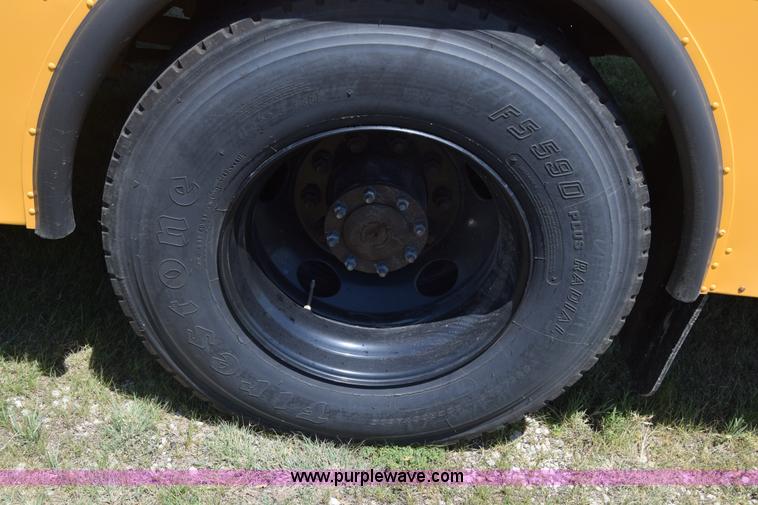 image for item K2972 2009 Blue Bird school bus