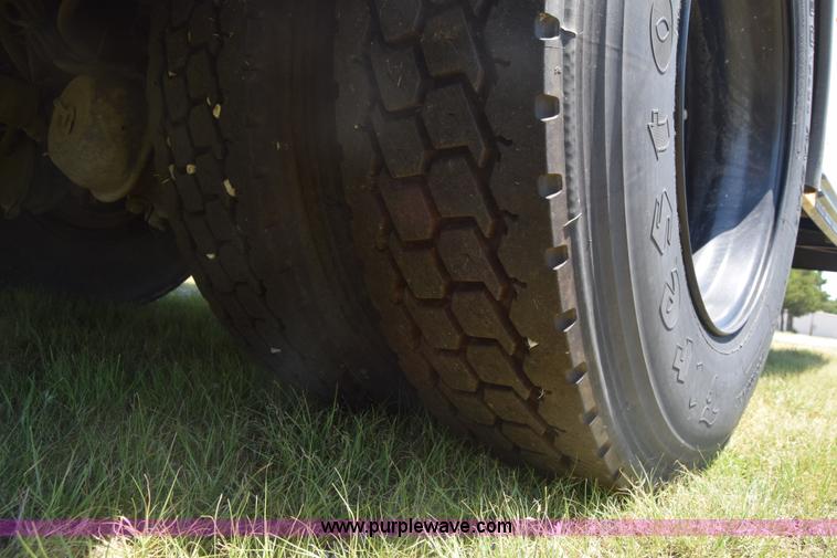 image for item K2972 2009 Blue Bird school bus