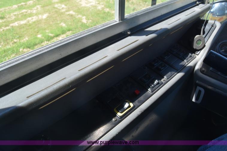 image for item K2973 2009 Blue Bird school bus