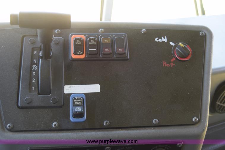 image for item K2973 2009 Blue Bird school bus