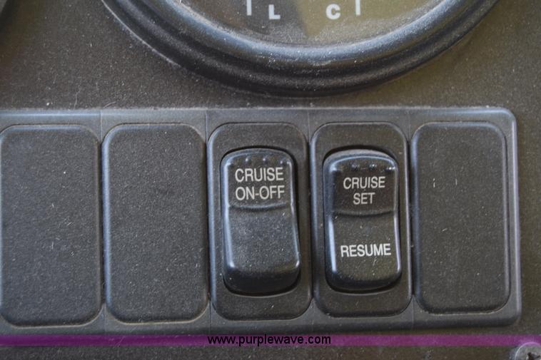 image for item K2973 2009 Blue Bird school bus