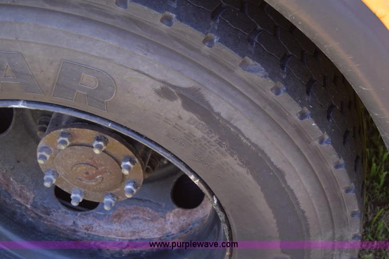 image for item K2973 2009 Blue Bird school bus