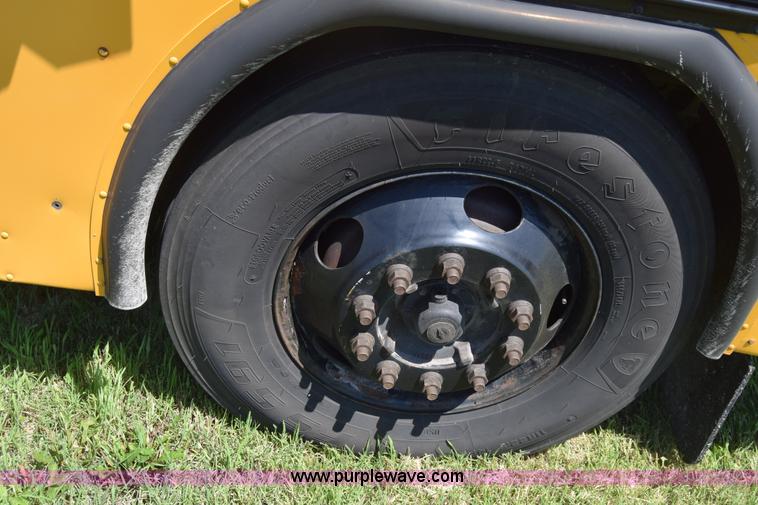 image for item K2973 2009 Blue Bird school bus