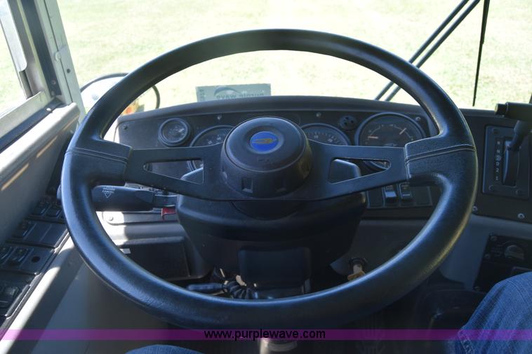 image for item K2974 2009 Blue Bird school bus